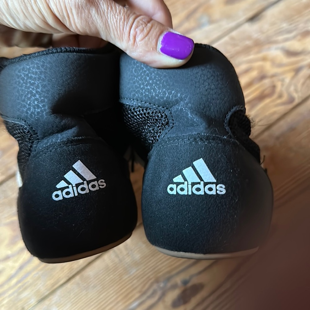 Adidas wrestling shoes kids size4.5